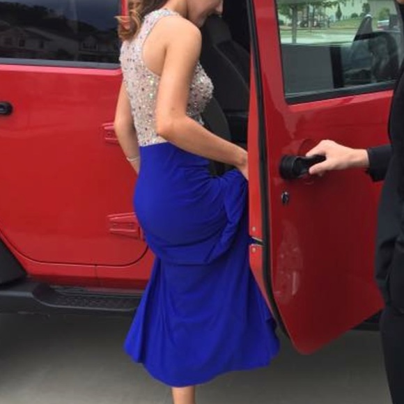 Prom Dress - Picture 2 of 3